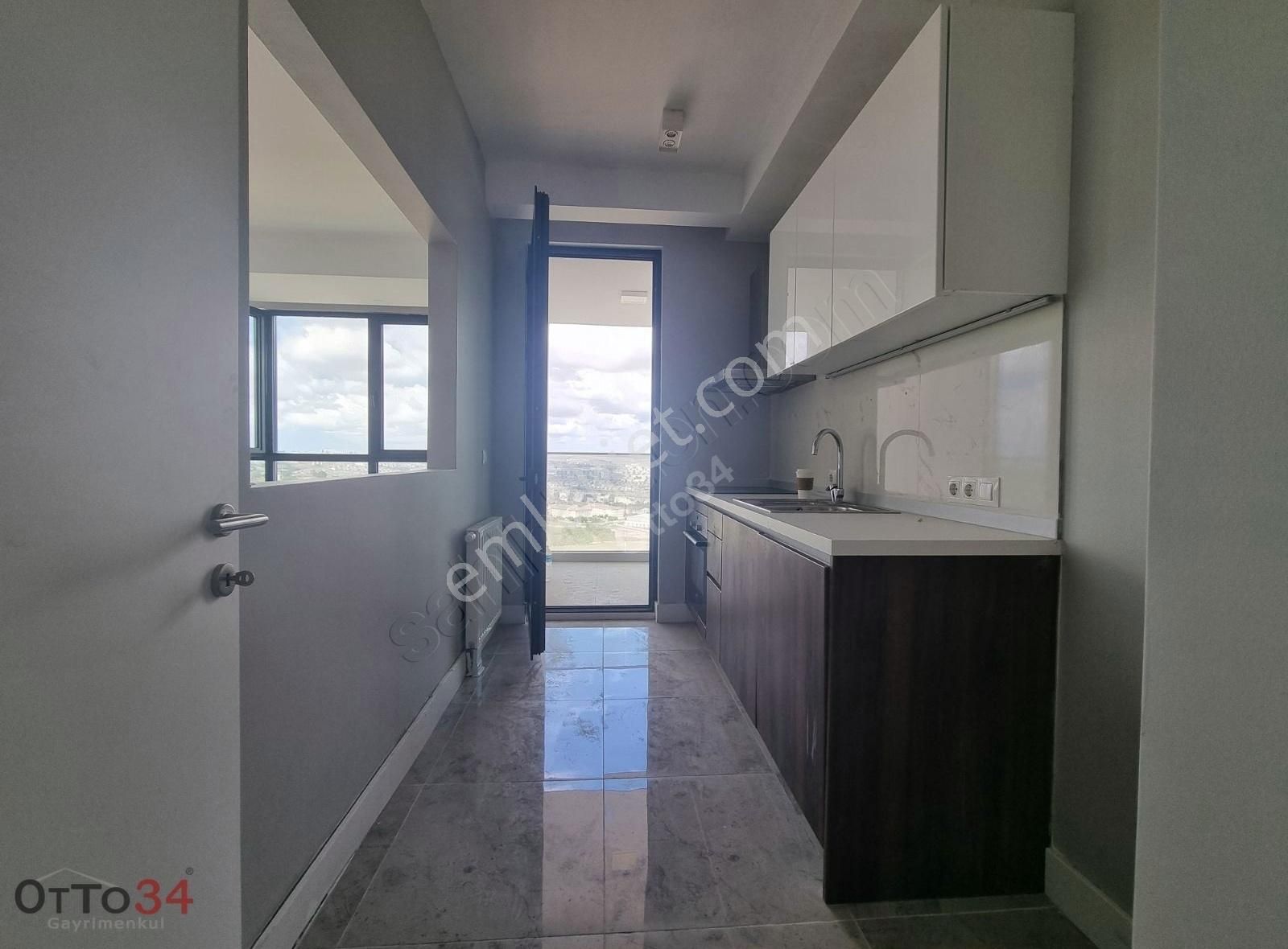 Başakşehir Bahçeşehir 2. Kısım Satılık Daire BAHÇEŞEHİR AKZİRVE STRADA SATILIK 2+1 KÖŞE DAİRE FIRSAT DAİRE