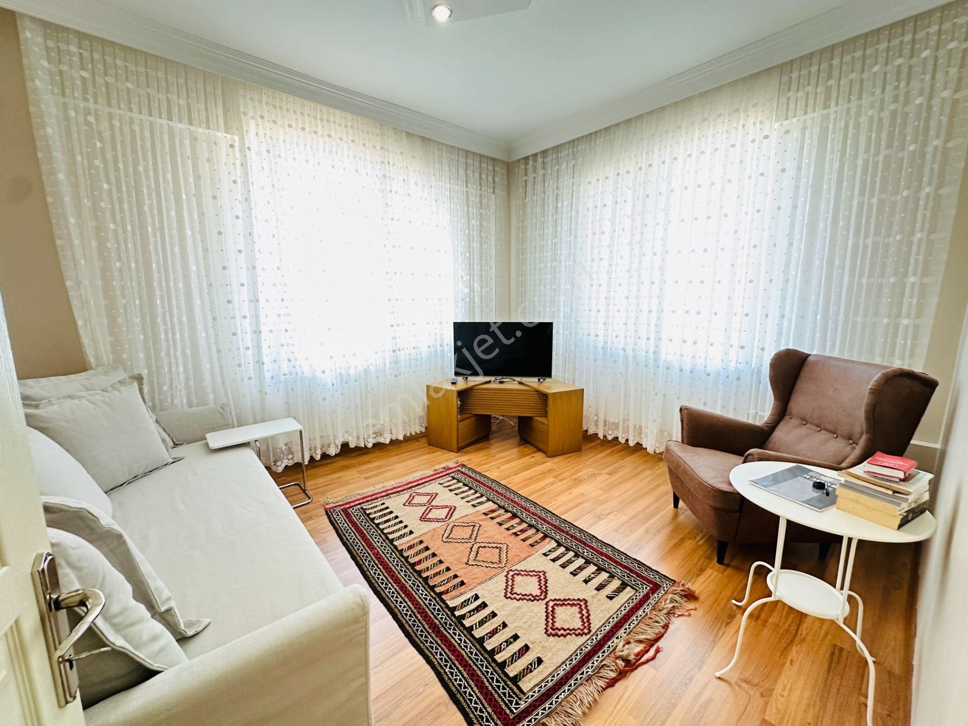 Kamiloba'da 1400m2 Arsa İçinde 500m2 6+1 Satılık Muhteşem Villa - Görsel 24