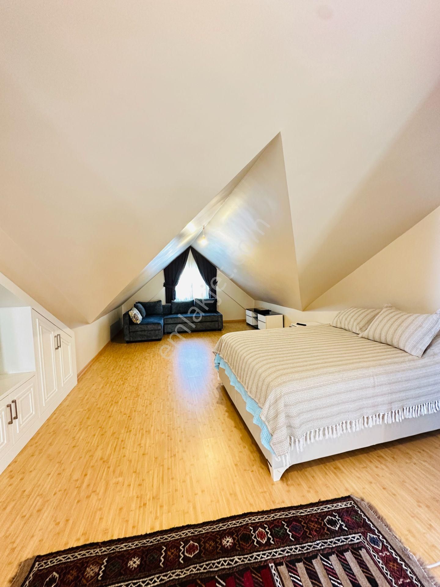 Kamiloba'da 1400m2 Arsa İçinde 500m2 6+1 Satılık Muhteşem Villa - Görsel 28