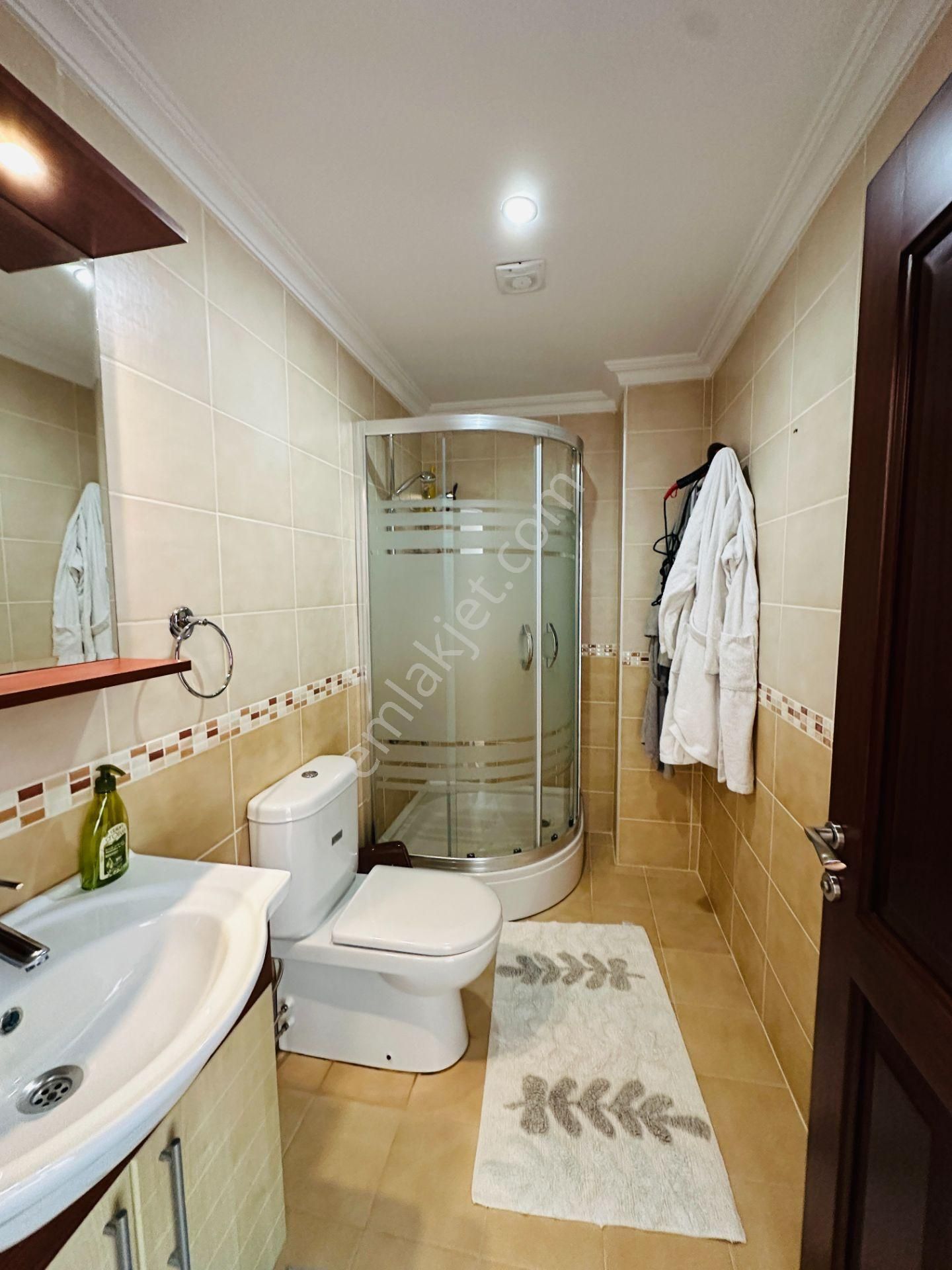 Kamiloba'da 1400m2 Arsa İçinde 500m2 6+1 Satılık Muhteşem Villa - Görsel 12