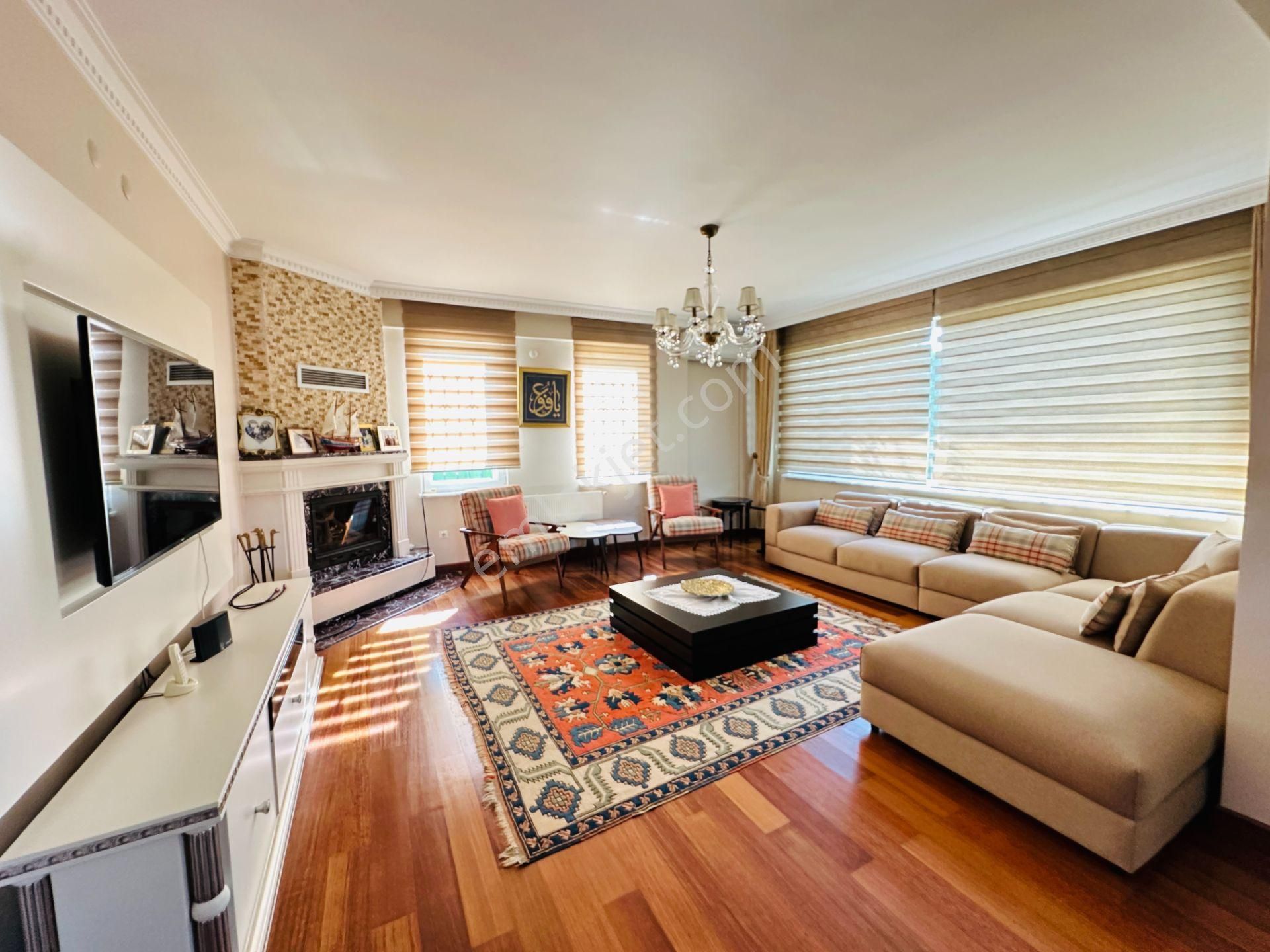 Kamiloba'da 1400m2 Arsa İçinde 500m2 6+1 Satılık Muhteşem Villa - Görsel 3