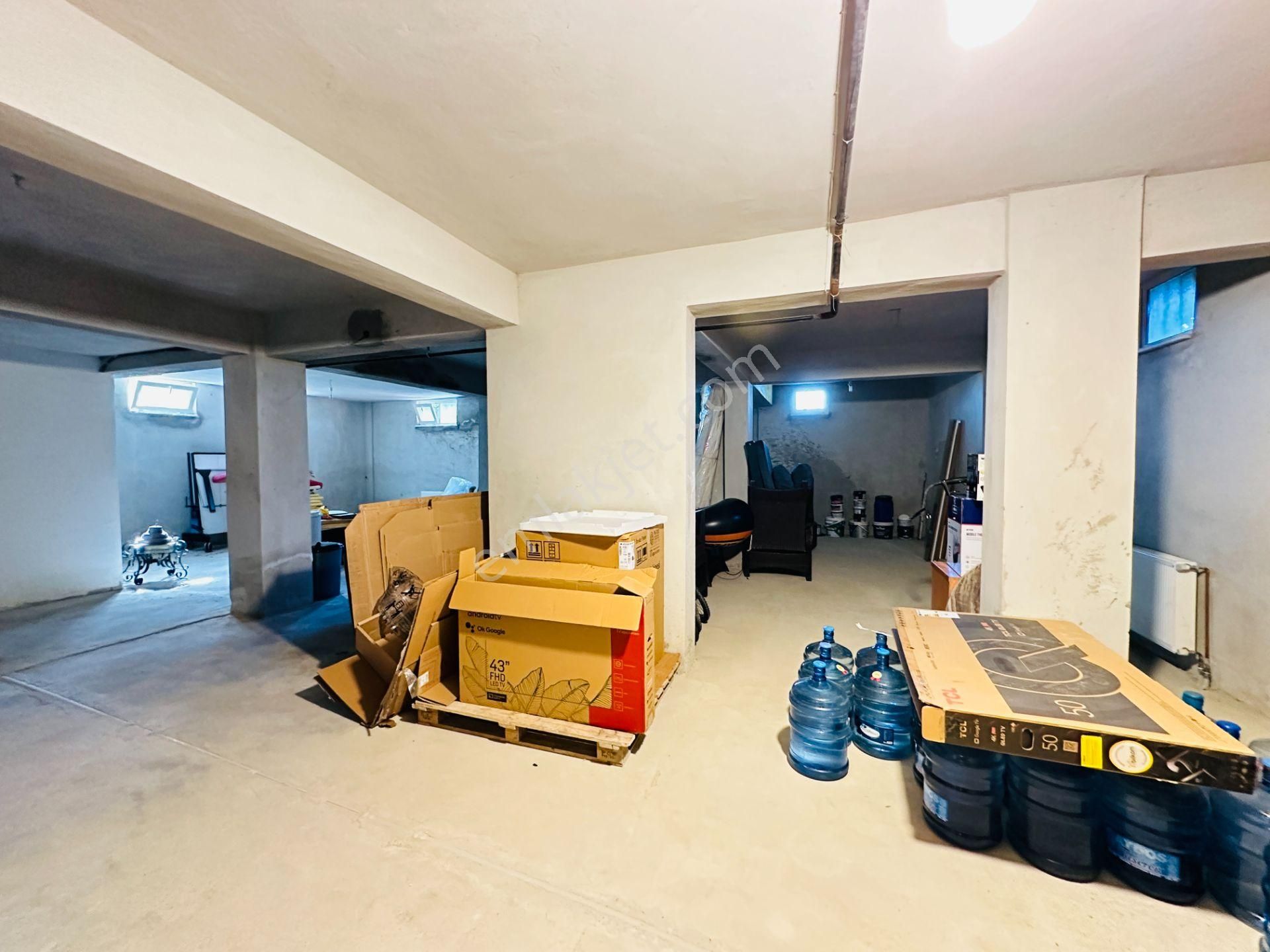 Kamiloba'da 1400m2 Arsa İçinde 500m2 6+1 Satılık Muhteşem Villa - Görsel 35