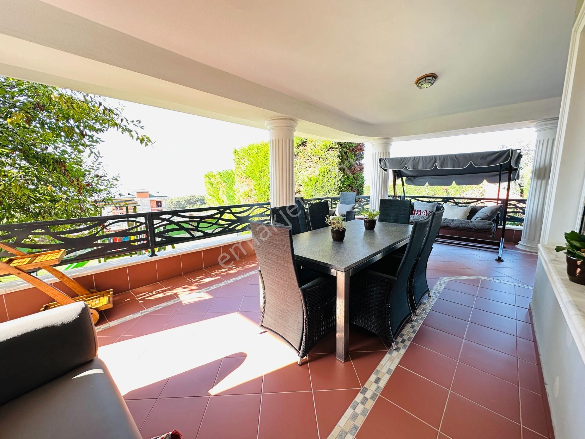 Kamiloba'da 1400m2 Arsa İçinde 500m2 6+1 Satılık Muhteşem Villa - Görsel 7