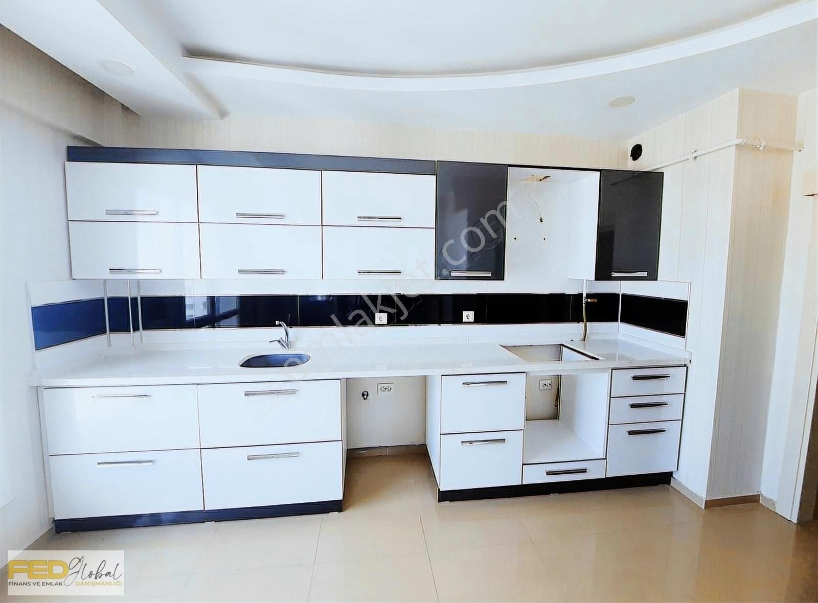 Talas Mevlana Satılık Daire Talas Papatya cad.175 m2 Giyinme odalı daire