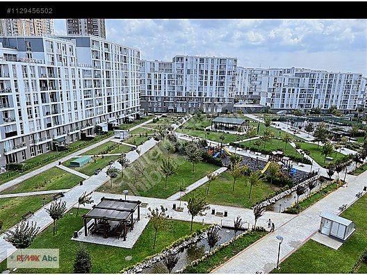 Başakşehir Kayabaşı Satılık Daire  EMLAK KONUT BAŞAKŞEHİR EVLERİNDE MANZARALI 2+1 SATILIK DAİRE