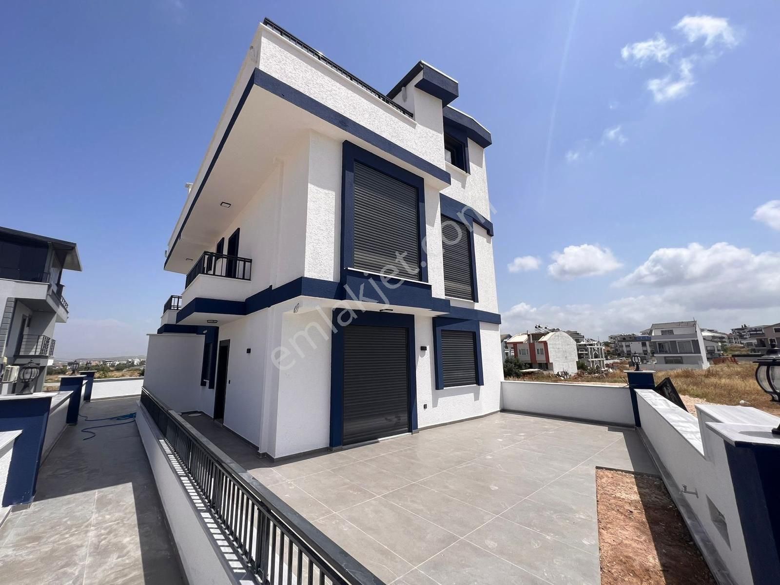 Didim Hisar Satılık Villa Hisar mahallesinde eşyalı geniş teraslı 3+1 villa