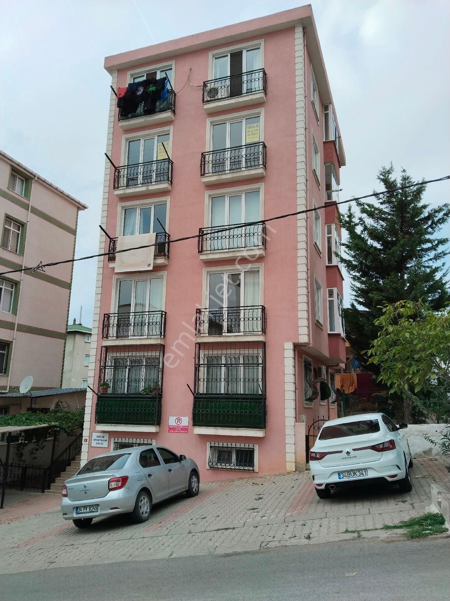 Kartal Hürriyet Havalimanına Yakın Kiralık Daire Kartal Kurfalı Hürriyet Mah.3+1 Geniş Kiralık Daire