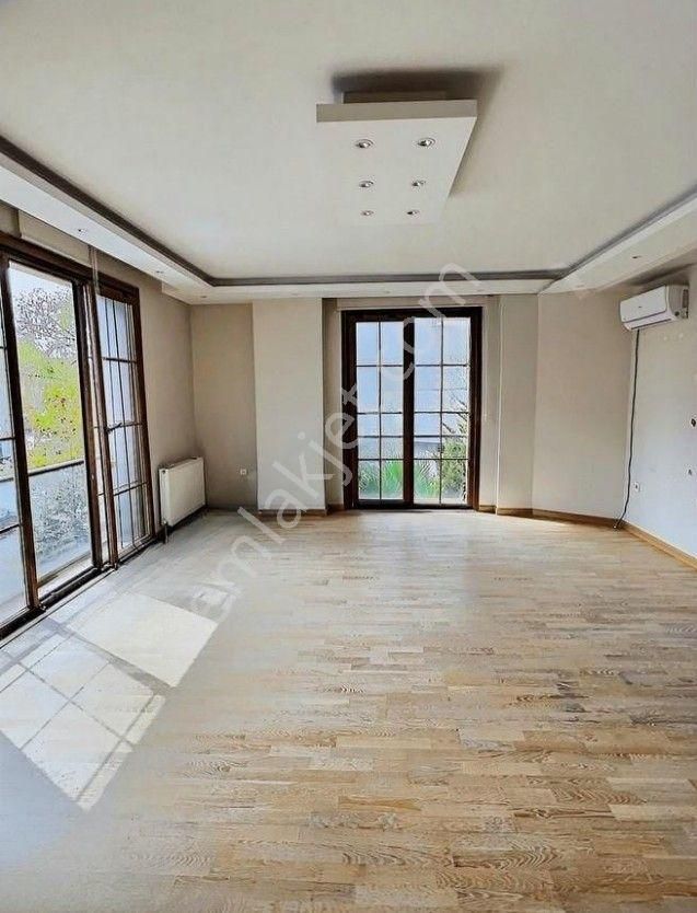 Kadıköy Bostancı Satılık Daire  BOSTANCI'DA MERKEZİ KONUMDA KATTA TEK FERAH 3+1 FIRSAT DAİRE