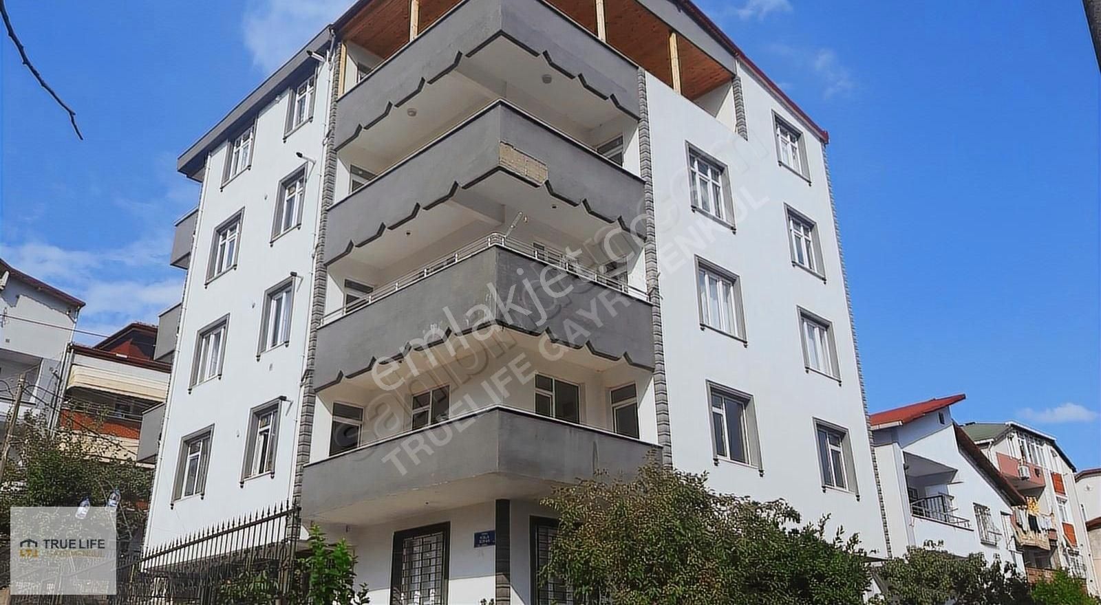 Derince Çınarlı Kiralık Daire DERİNCE ÇINARLI MAHALLESİNDE 140 M2 3+1 ARAKAT YALITIMLI DAİRE