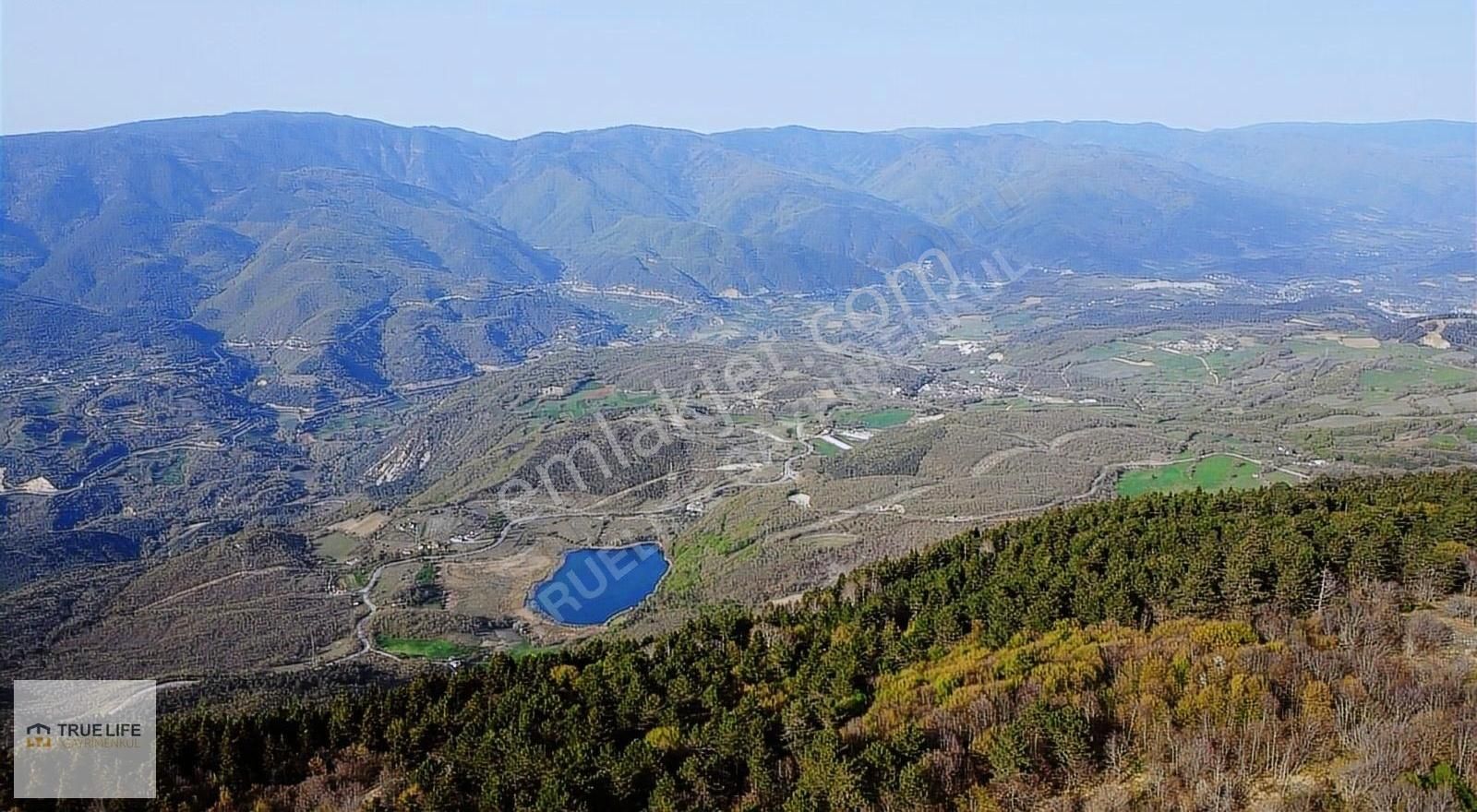 Mudurnu Dereköy Köyü Satılık Tarla KARAMURAT GÖLÜ MANZARALI ÇİFT KADASTROL YOLLU 7624 M2 ARAZİ