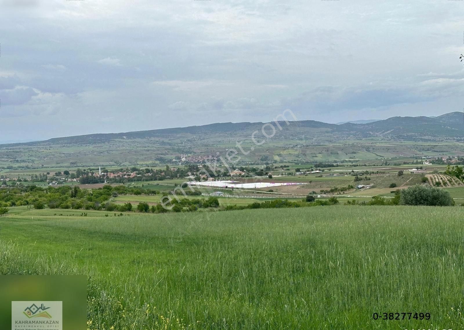 Kahramankazan Ahi Satılık Tarla K.KAZAN GYO'DAN AHİ MAH. YOLA CEPHE ÖNÜ AÇIK