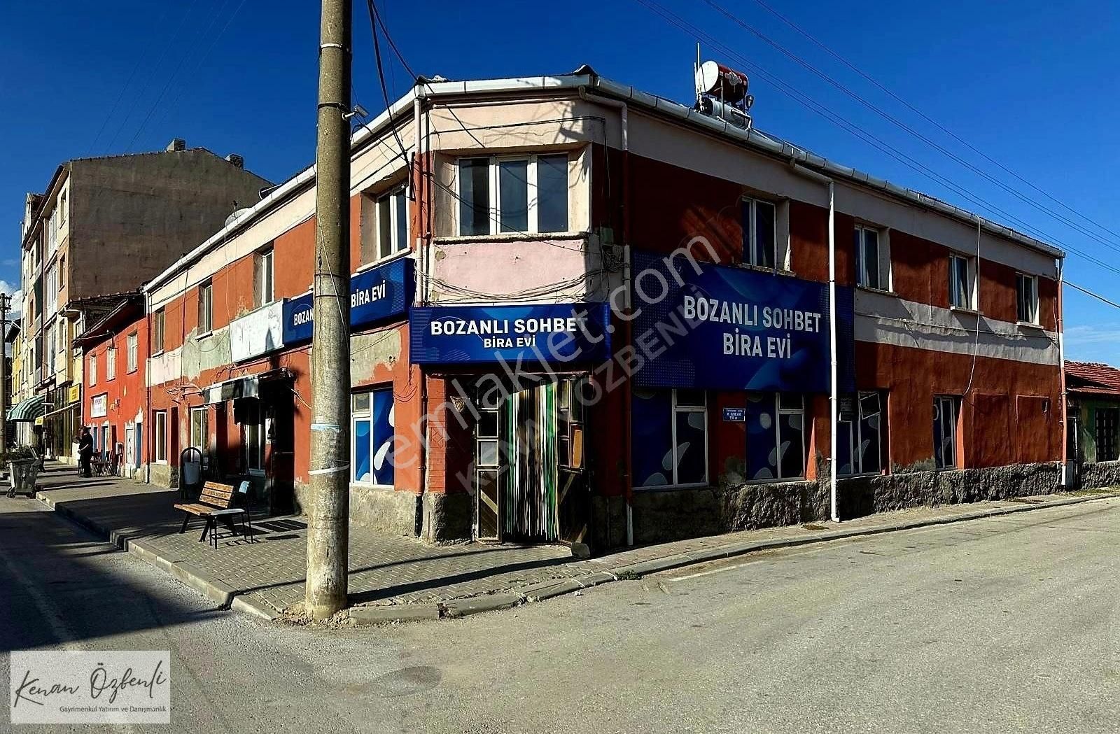 Beylikova Köprübaşı Satılık Bina ESKİŞEHİR BEYLİKOVA İNÖNÜ CADDESİNDE KÖŞEBAŞI KONUM SATILIK BİNA