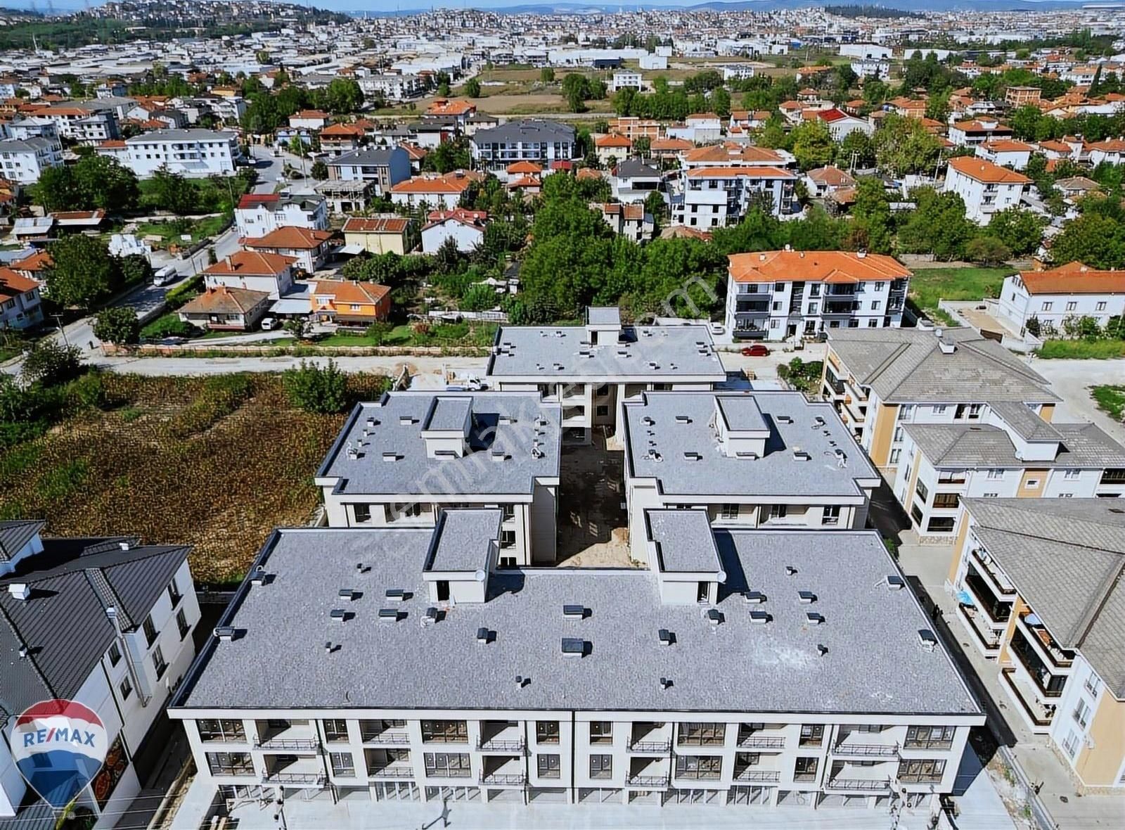 Arifiye Hanlıköy Satılık Daire REMAX İREM CEBECİ'DEN HANLI MAKEN ROYAL SİTESİ'NDE 2+1