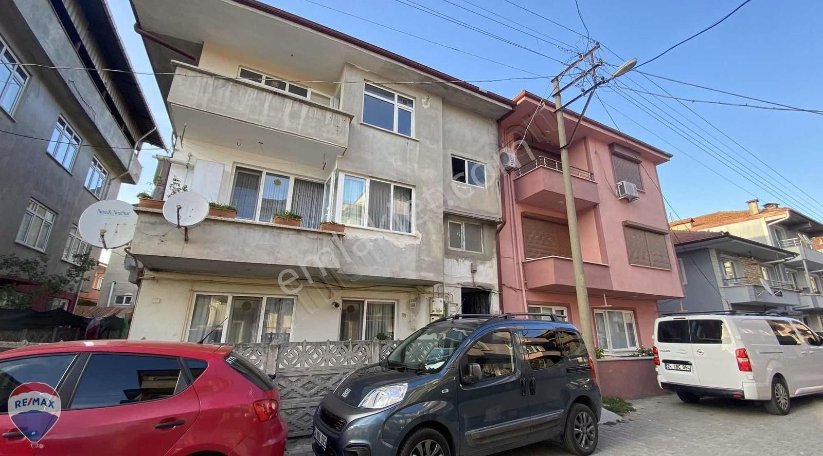 Erenler Küpçüler Kiralık Daire REMAX İREM CEBECİ'DEN 3+1 GENİŞ KİRALIK DAİRE