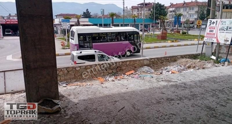 Pamukova Yenice Satılık Bina PAMUKOVA MERKEZDE 324 M2 ARSA ÜZERİNE YAPILI SATILIK BİNA