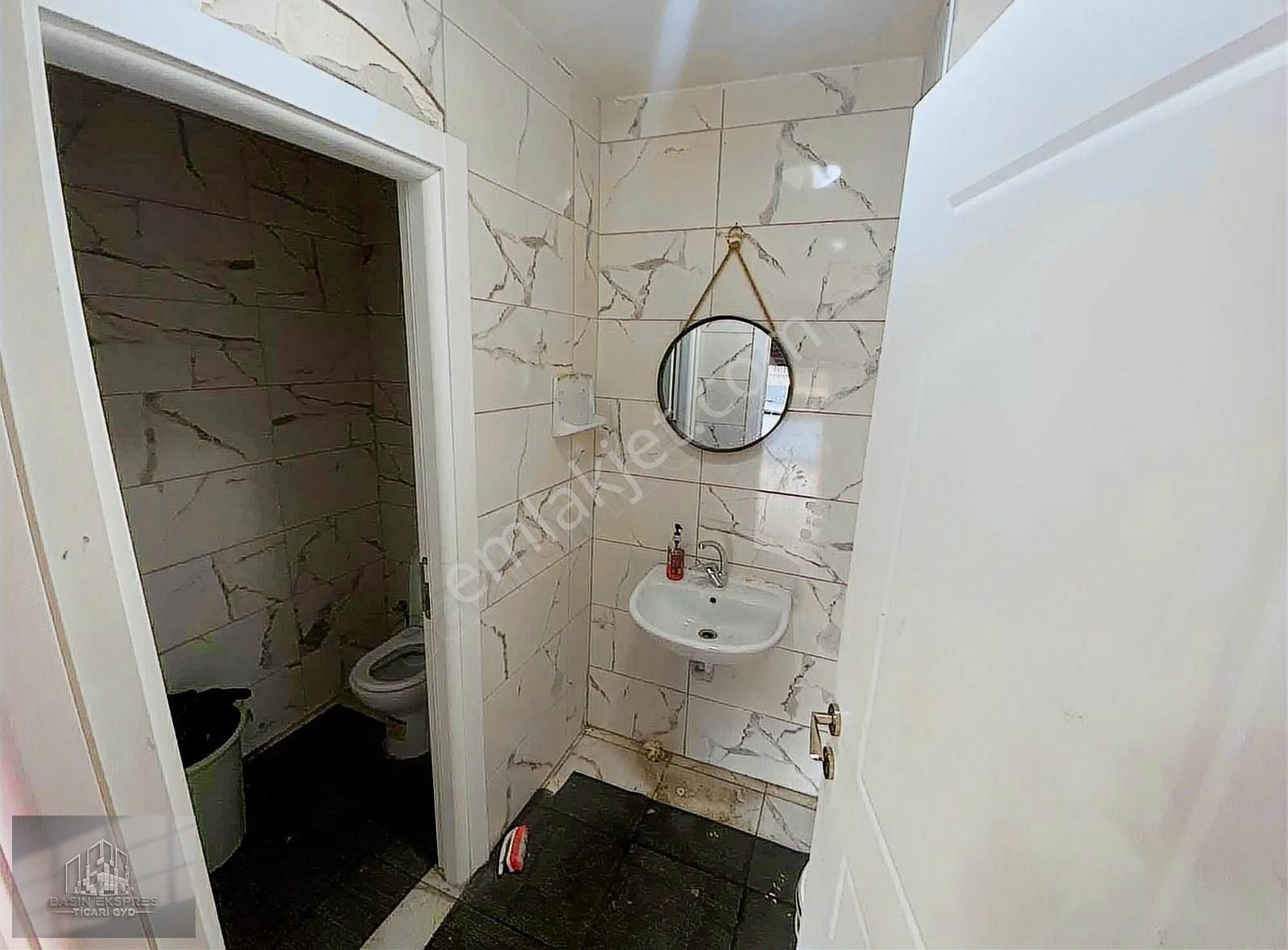 Sulyapıdan Tem Cepheli Vıp Plaza Kiralık Ofis Katları - Görsel 5