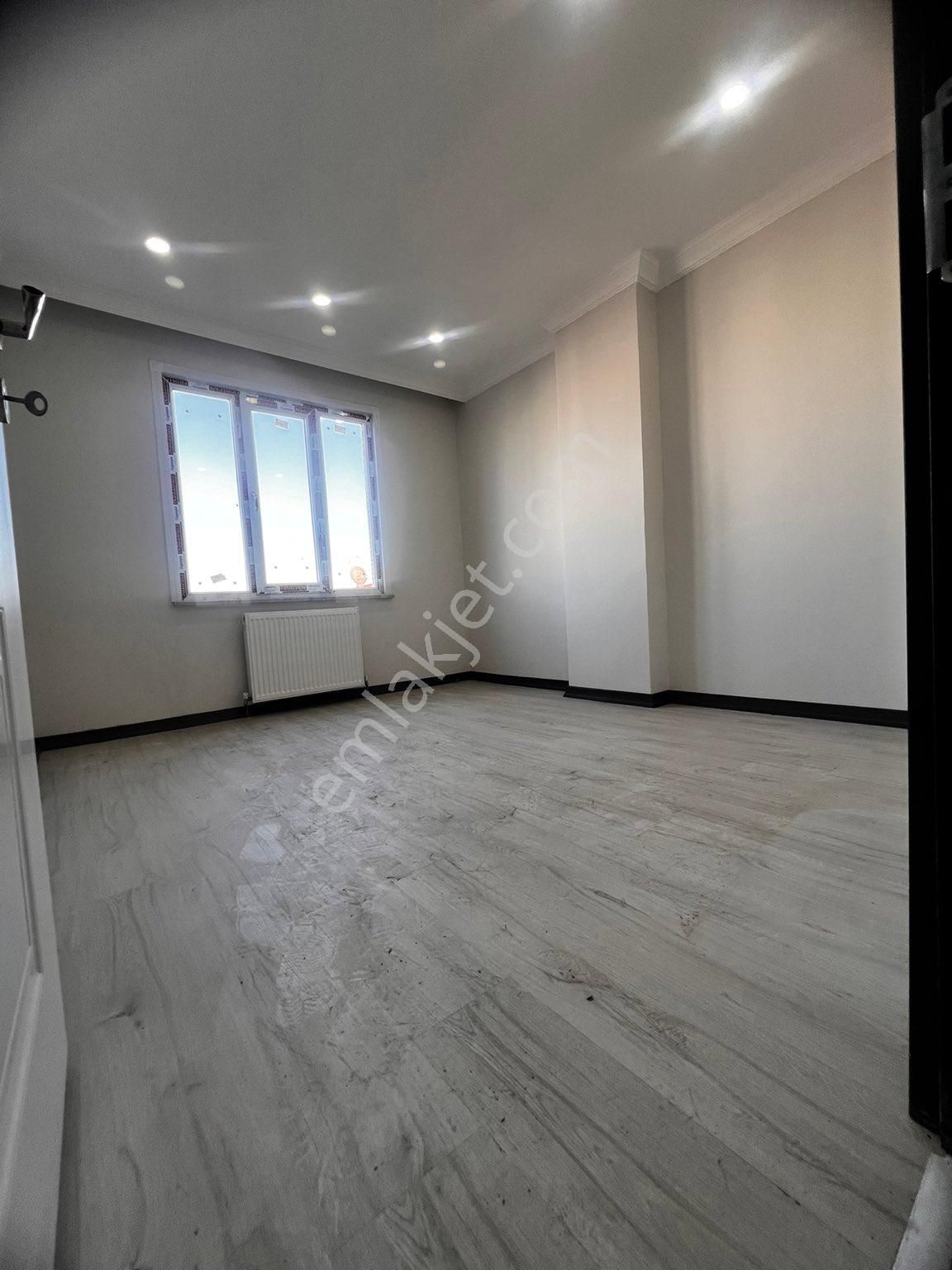 Arnavutköy Anadolu Satılık Daire ARNAVUTKÖY DE SATILIK DAİRE