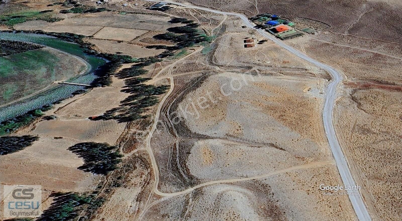 Ovacık Konaklar Köyü Satılık Tarla TUNCELİ OVACIK'TA MUNZUR DOĞA HARİKASI ÇAYINA YAKIN FIRSAT TARLA