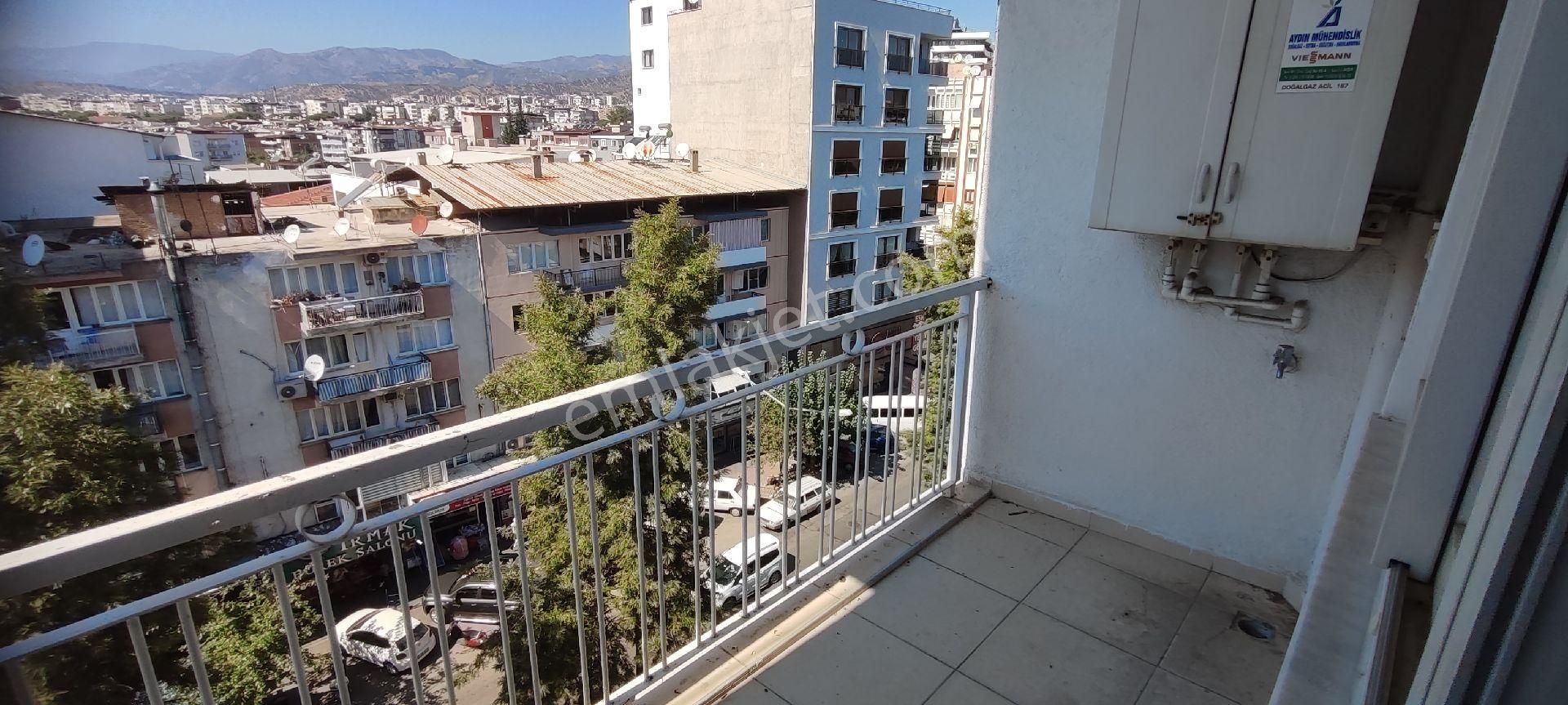 Doğalgazlı Asansörlü 6. Kat Kiralık Daire - Görsel 3