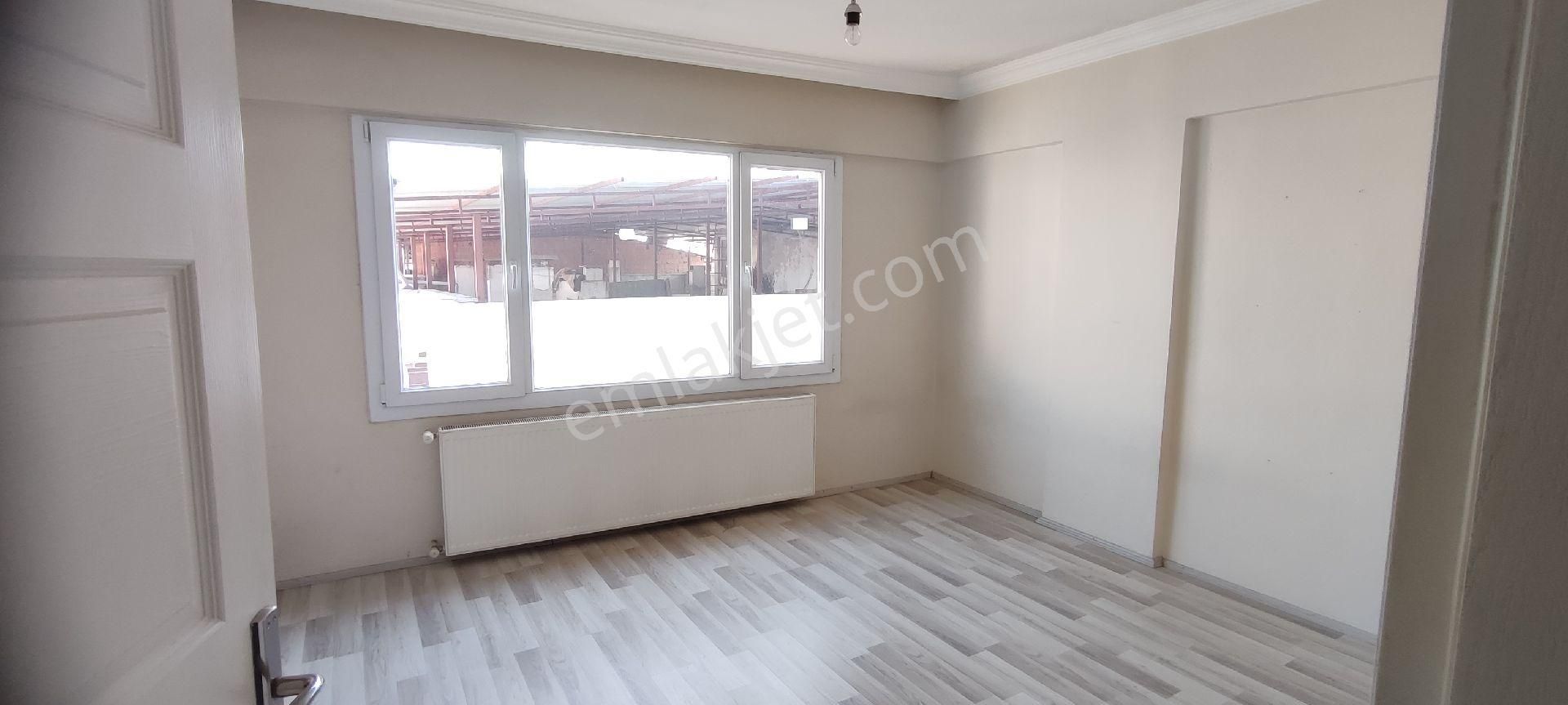 Doğalgazlı Asansörlü 6. Kat Kiralık Daire - Görsel 10