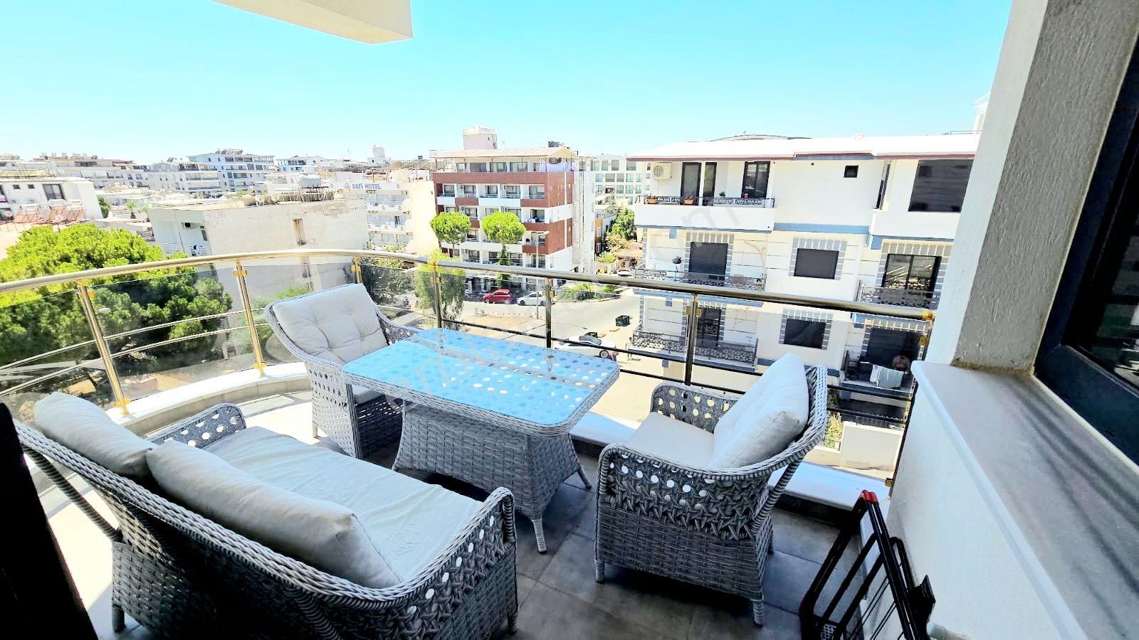 Didim'de İngilizden Elit Site İçerisinde Ful Eşyalı Asansörlü Satılık 2+1 Daire - Görsel 18
