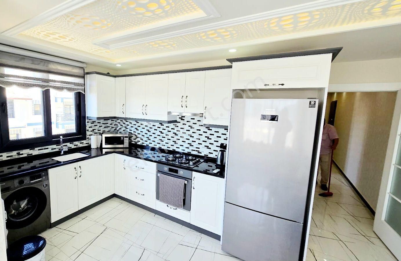 Didim'de İngilizden Elit Site İçerisinde Ful Eşyalı Asansörlü Satılık 2+1 Daire - Görsel 10