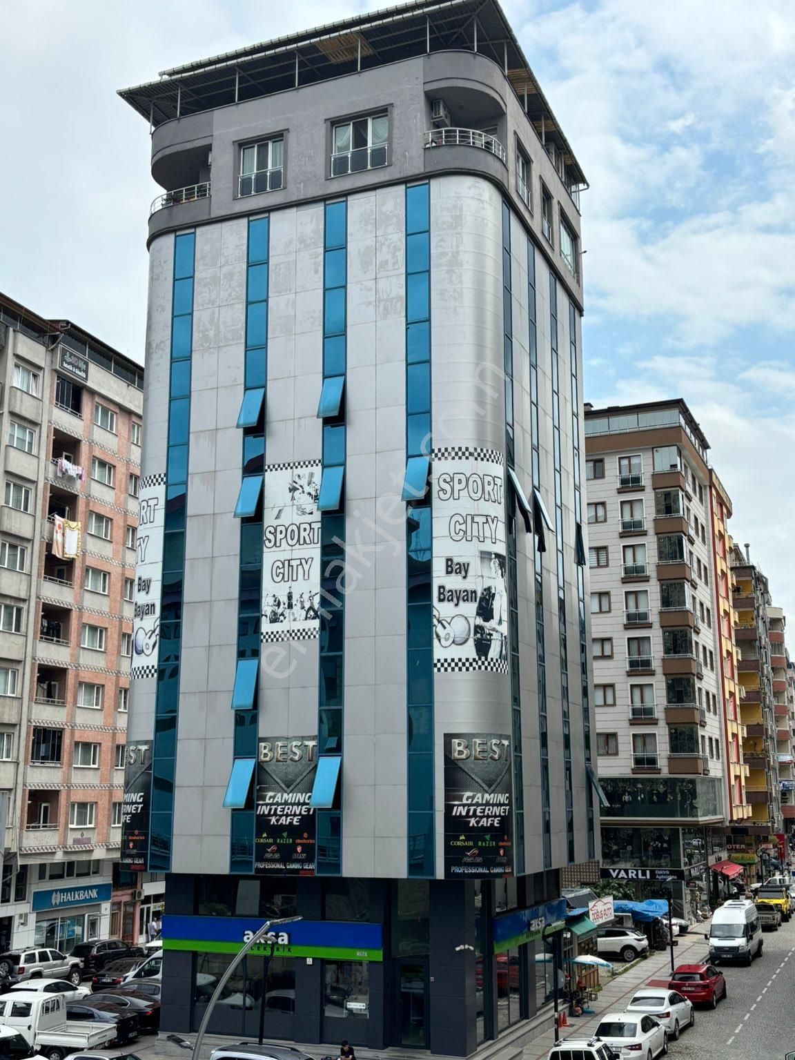 Rize Rize Merkez Kiralık Residence Katı & Ofisi Rize Merkezin Göbeğinde Büro/ofis/iş Yeri