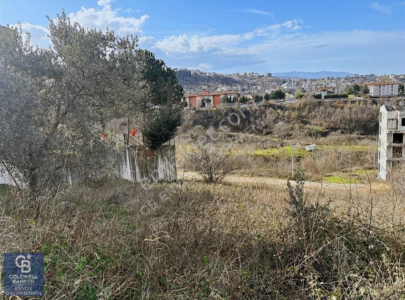 Başiskele Aydınkent Satılık Konut İmarlı YUVACIK AYDINKENTTE SATILIK ARSA