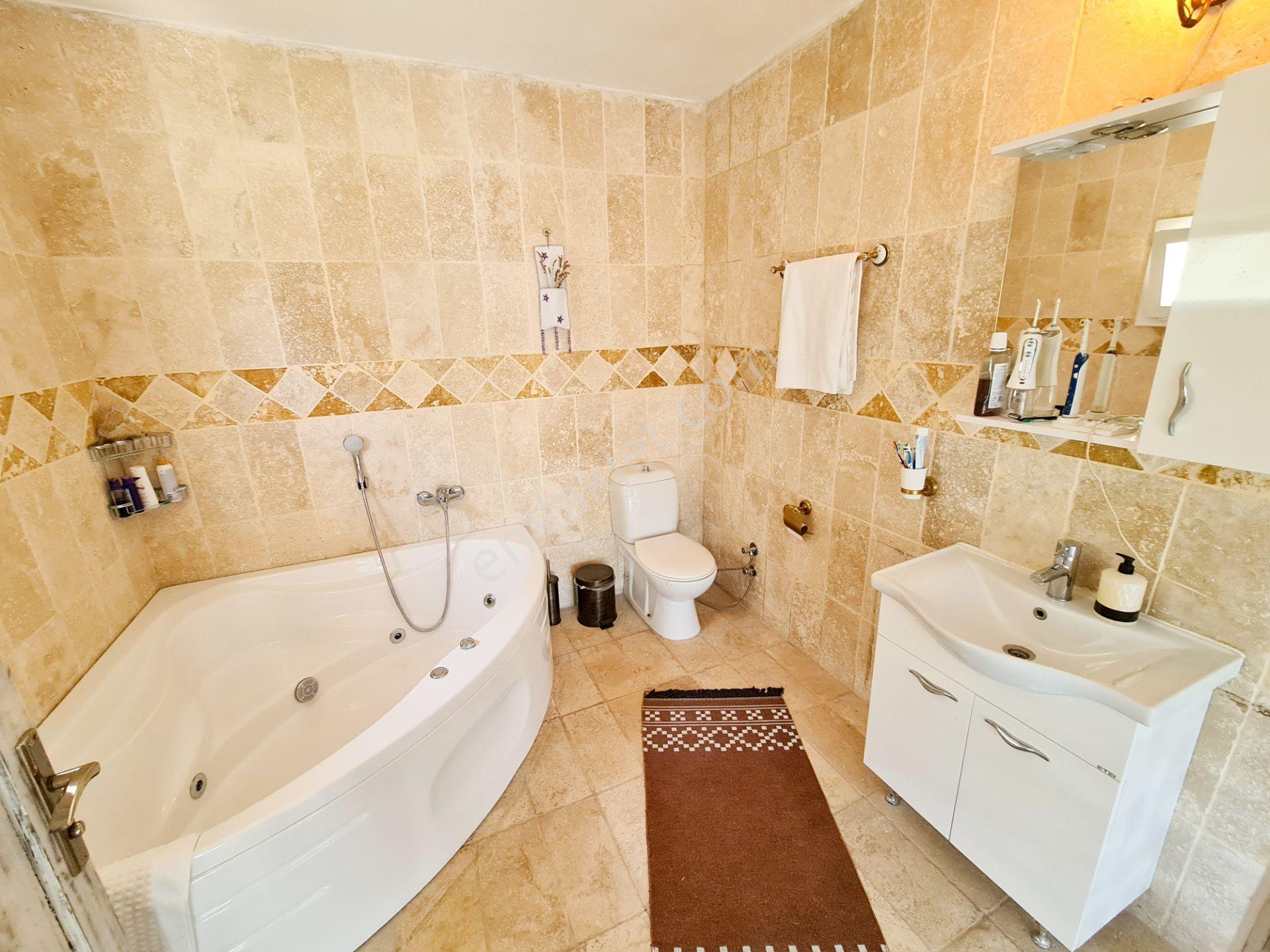 916 M2 Arsa İçinde 4+1 Ve 5+1 İki Villa (birlikte Satılık) - Görsel 32