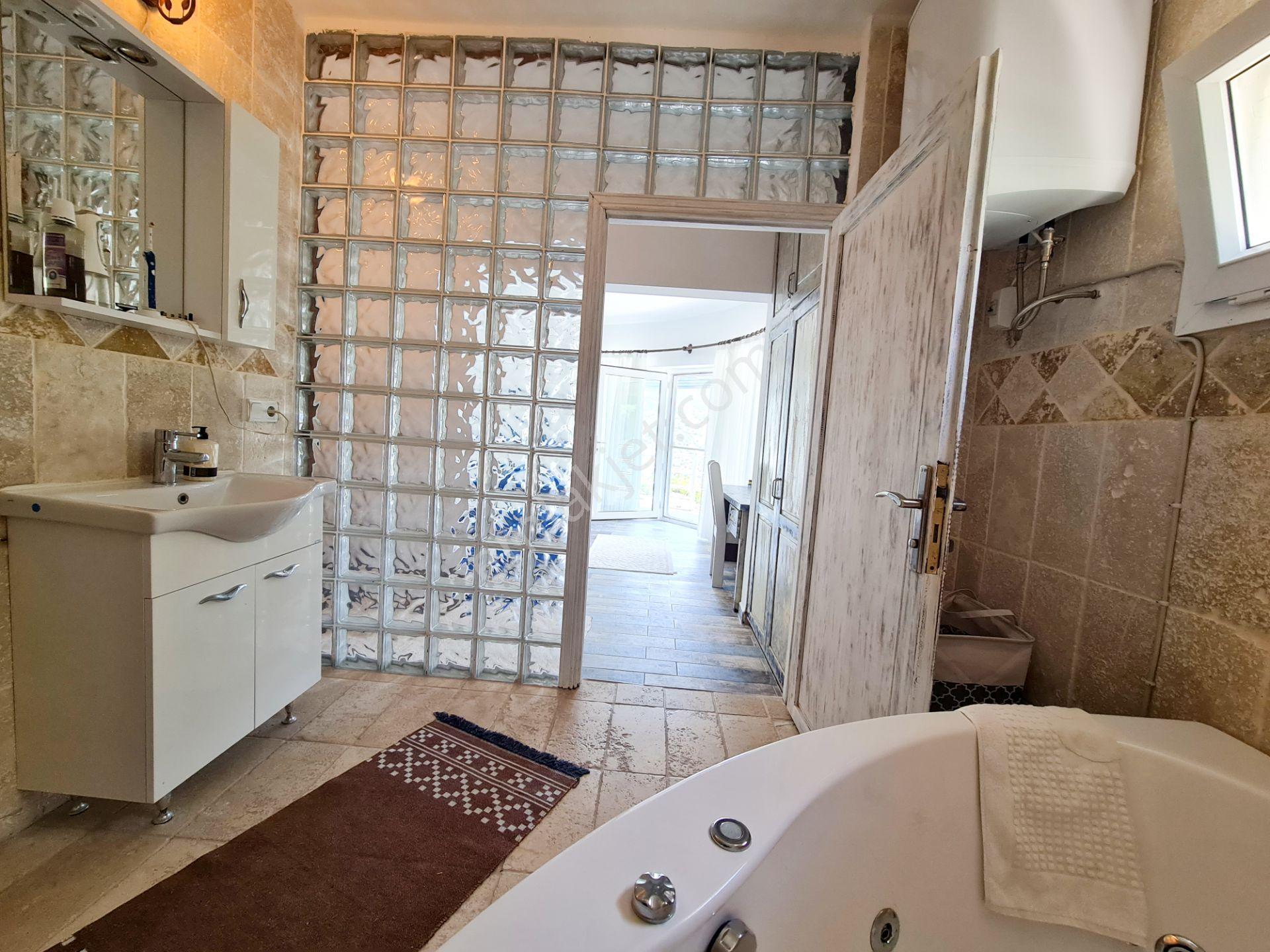 916 M2 Arsa İçinde 4+1 Ve 5+1 İki Villa (birlikte Satılık) - Görsel 33