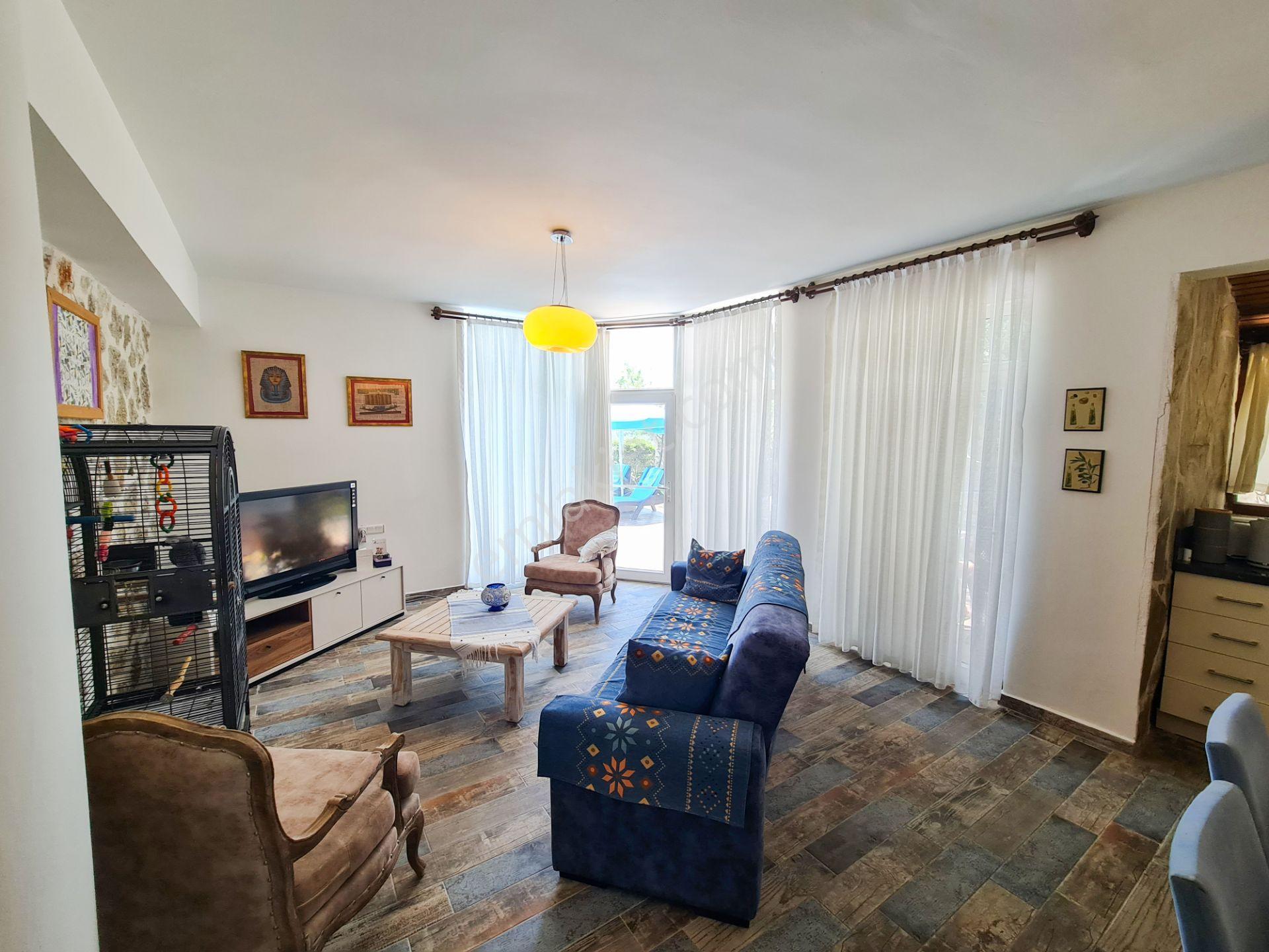 916 M2 Arsa İçinde 4+1 Ve 5+1 İki Villa (birlikte Satılık) - Görsel 25