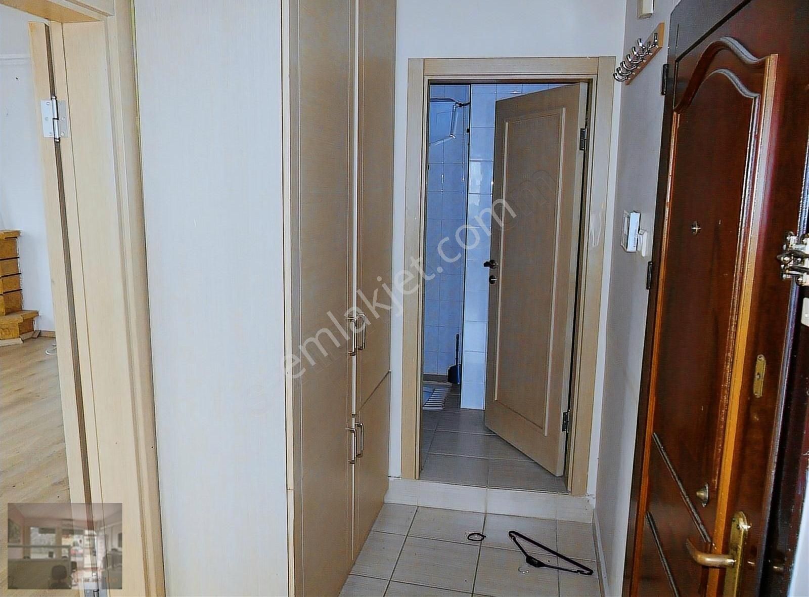 Kadıköy Koşuyolu Kiralık Daire KOŞUYOLU BARBAROS BİLGEN SİTESİ YANI DUBLEX 4+1 MAKSER EMLAK DAN