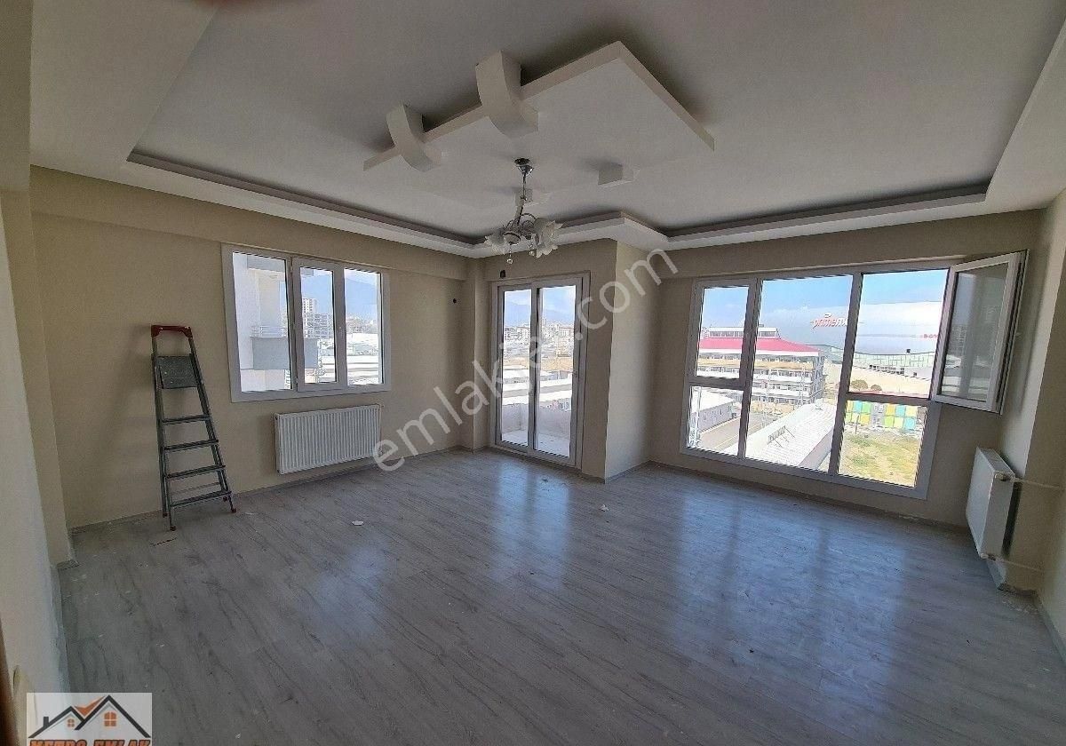 Antakya Akasya Satılık Daire ANTAKYA AKASYA MAH.SATILIK 3+1 DAİRE