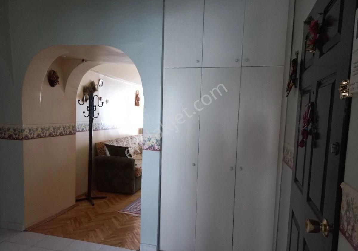 Botanik Metro Yanı 3. Kat Eşyalı 2+1 Daire - Görsel 18