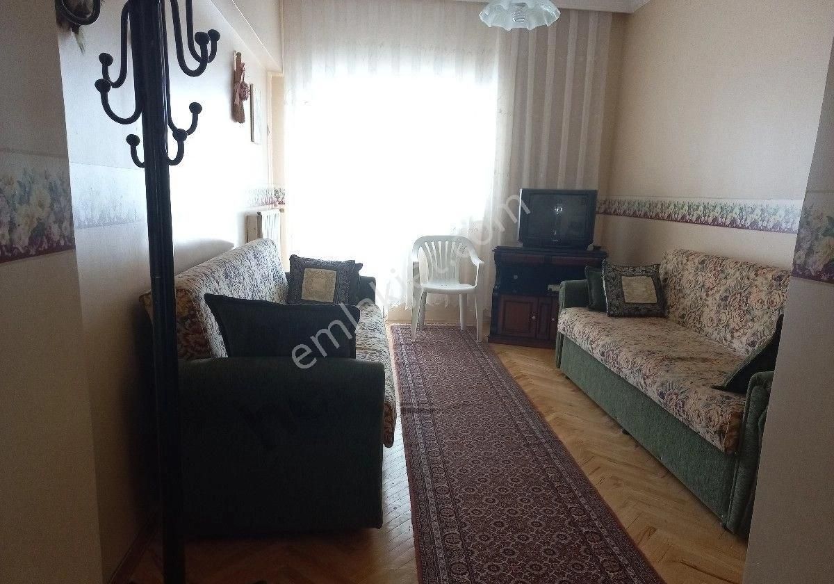 Botanik Metro Yanı 3. Kat Eşyalı 2+1 Daire - Görsel 14