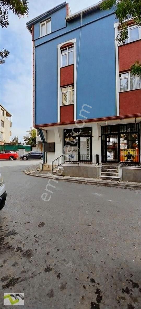 Sancaktepe Yunus Emre Kiralık Dükkan & Mağaza Okul Cami Sağlık Ocağı Üçgeninde Üçyol Ağzı Kiralık Dükkan