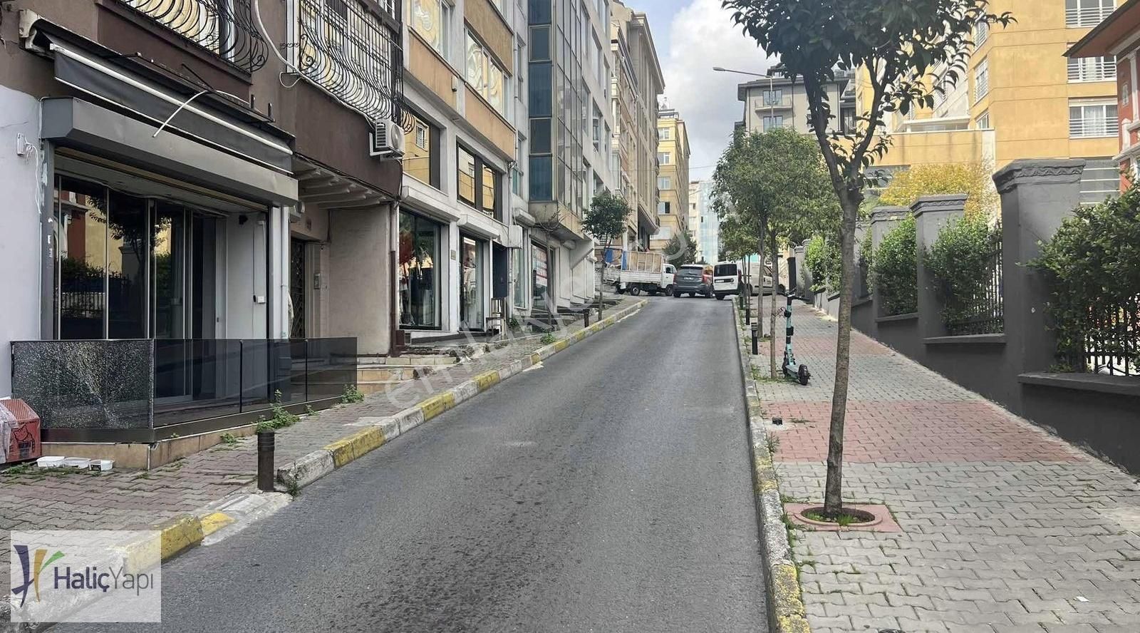 Şişli 19 Mayıs Kiralık Dükkan & Mağaza Şişlide Cadde Üstü Düz Giriş Gıdaya Uygun Kiralık İş Yeri