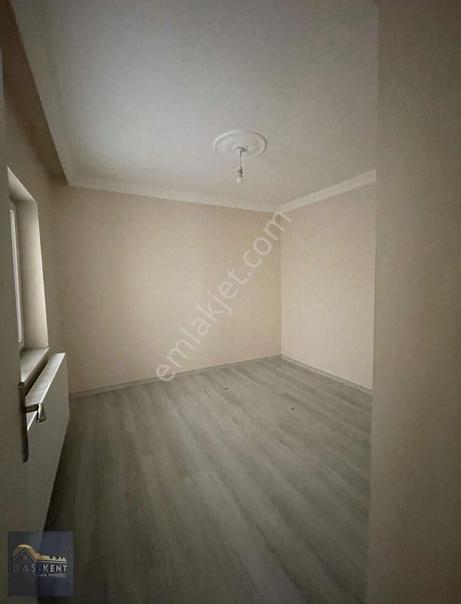 Edirne Merkez Talatpaşa Kiralık Daire Eski İstanbul Caddesinde Öğrenciye Uygun Kiralık 2+1 Daire