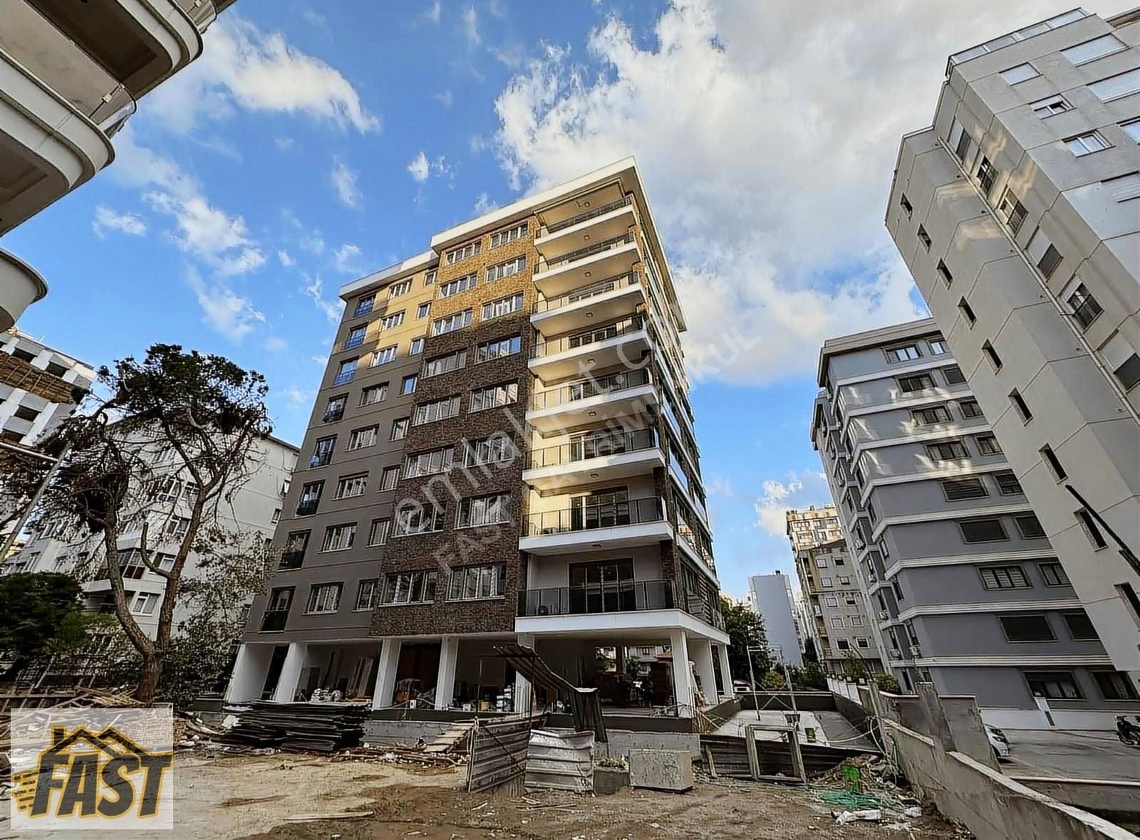 Kadıköy Göztepe Satılık Daire TANZİMAT SOKAK'TA 4+1 NET 160m² SATILIK DAİRE - ALPER ÇELİK