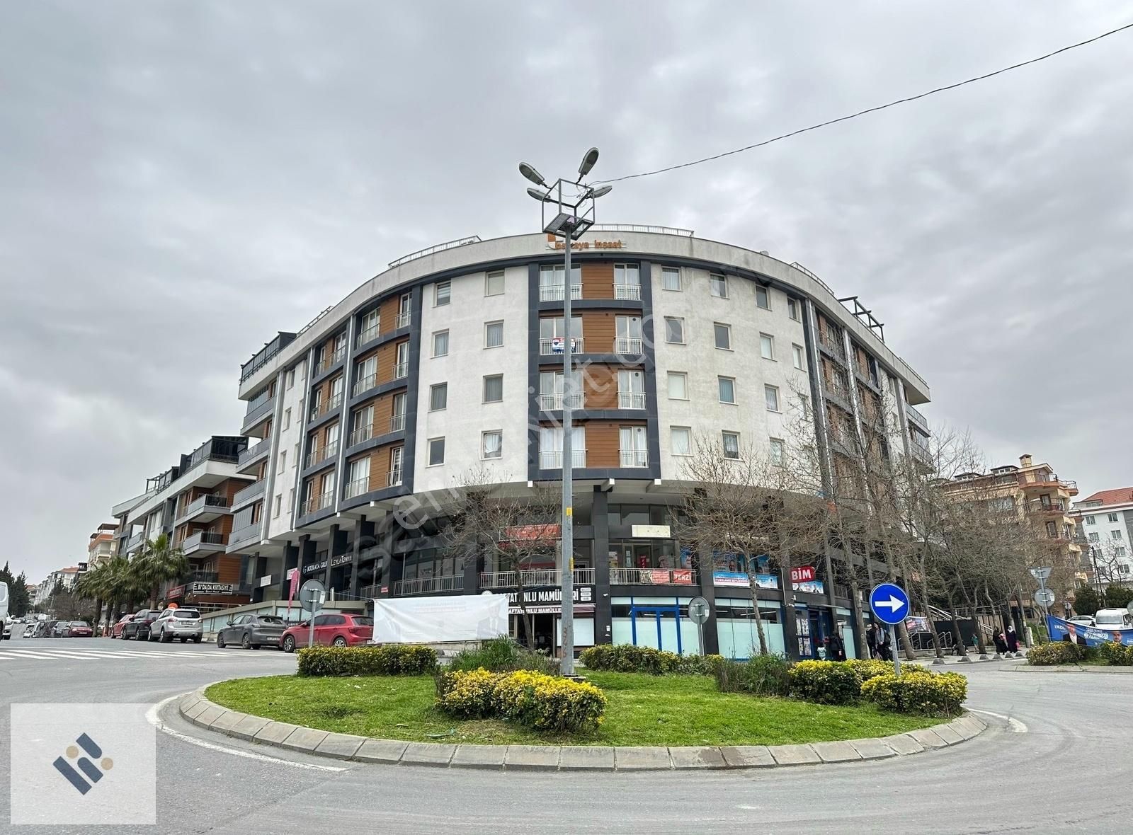 Beylikdüzü Kavaklı Satılık Residence BEYLİKDÜZÜ YASEMİN EVLERİNDE SATILIK 4+2 DUBLEKS (FOR SALE )