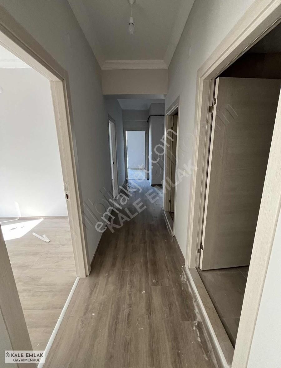 Amasya Merkez Helvacı Satılık Daire KALE EMLAK'TAN HELVACI'DA ACİL SATILIK SIFIR 3+1 DAİRE