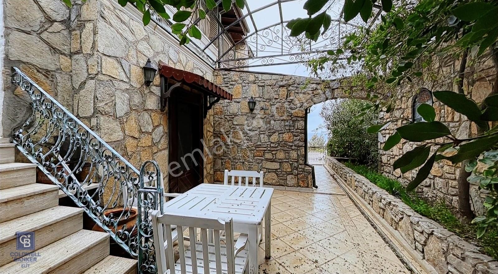 Bodrum Müskebi Satılık Villa Bodrum Yalıkavak Denize 50m Müstakil Tripleks Villa