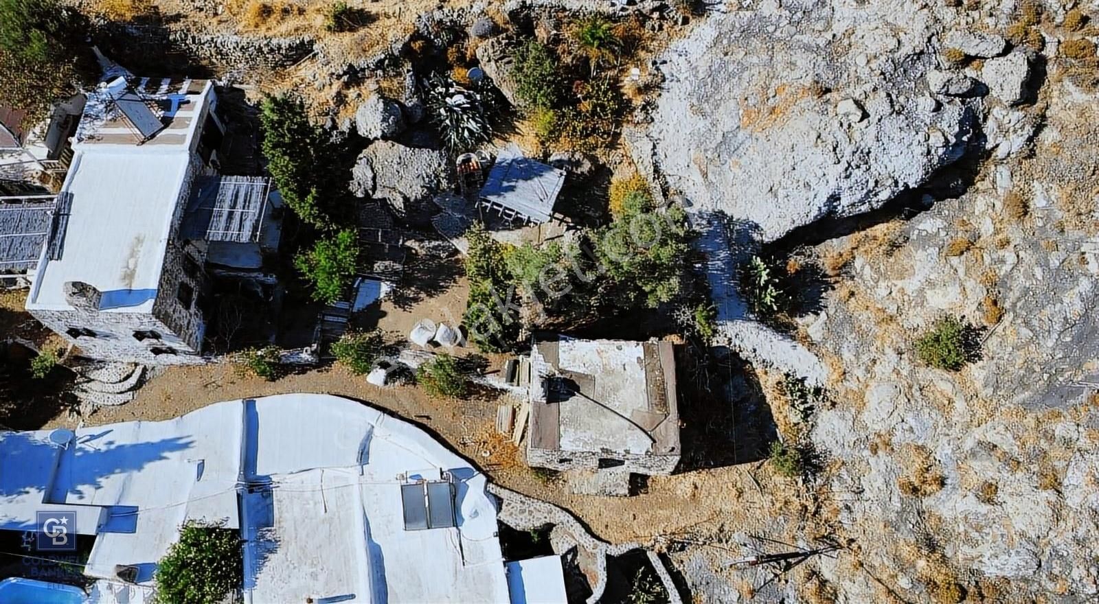 Gümüşlük, Eski Karakaya Köyü'nde, Deniz Manzaralı Satılık Arsa