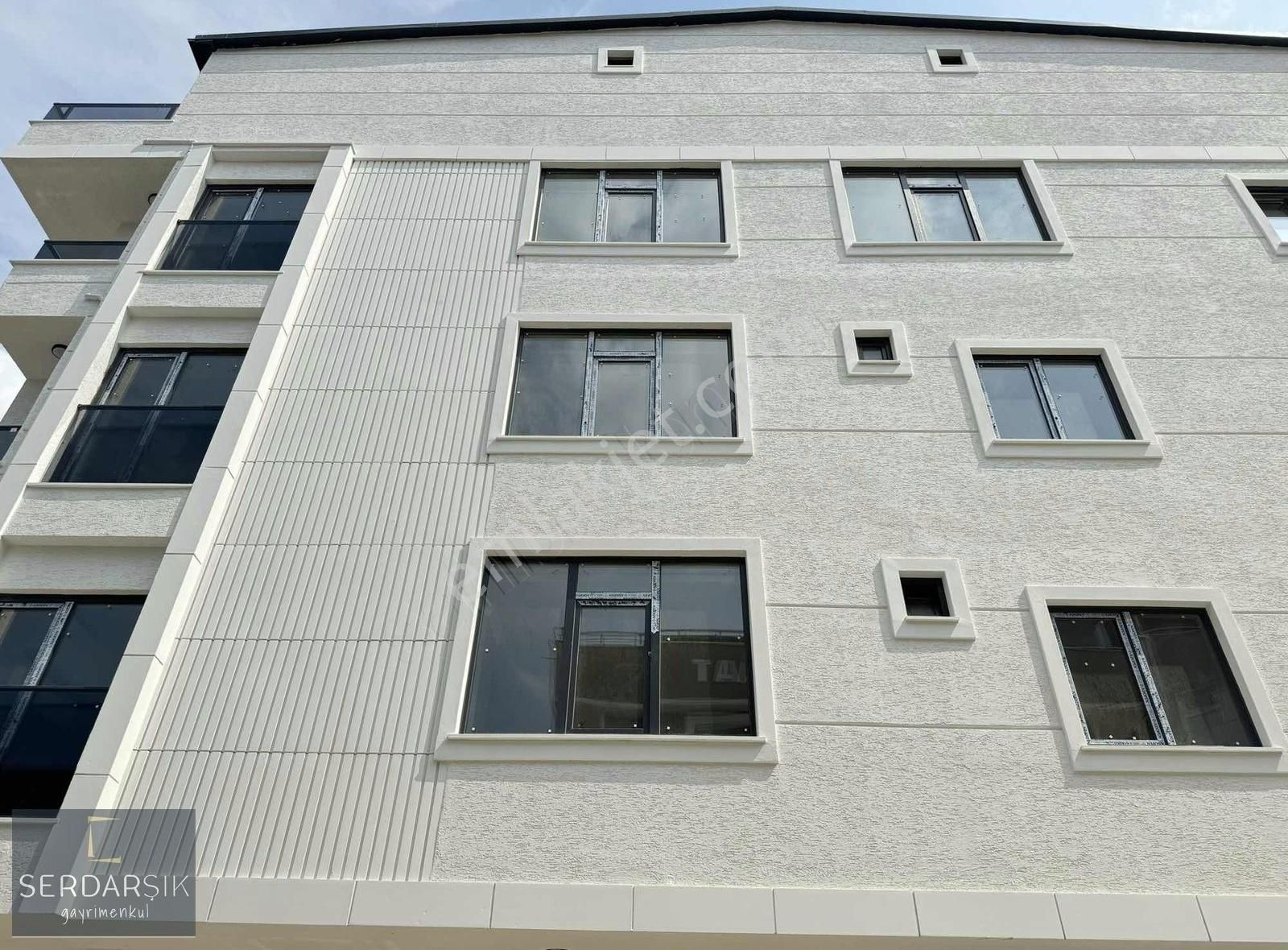 Darıca Bağlarbaşı Satılık Daire *BAĞLARBAŞI MAH TUZLA CADDESİ MEVKİİ 3+1 120M² LÜX FIRSAT 1.KAT*