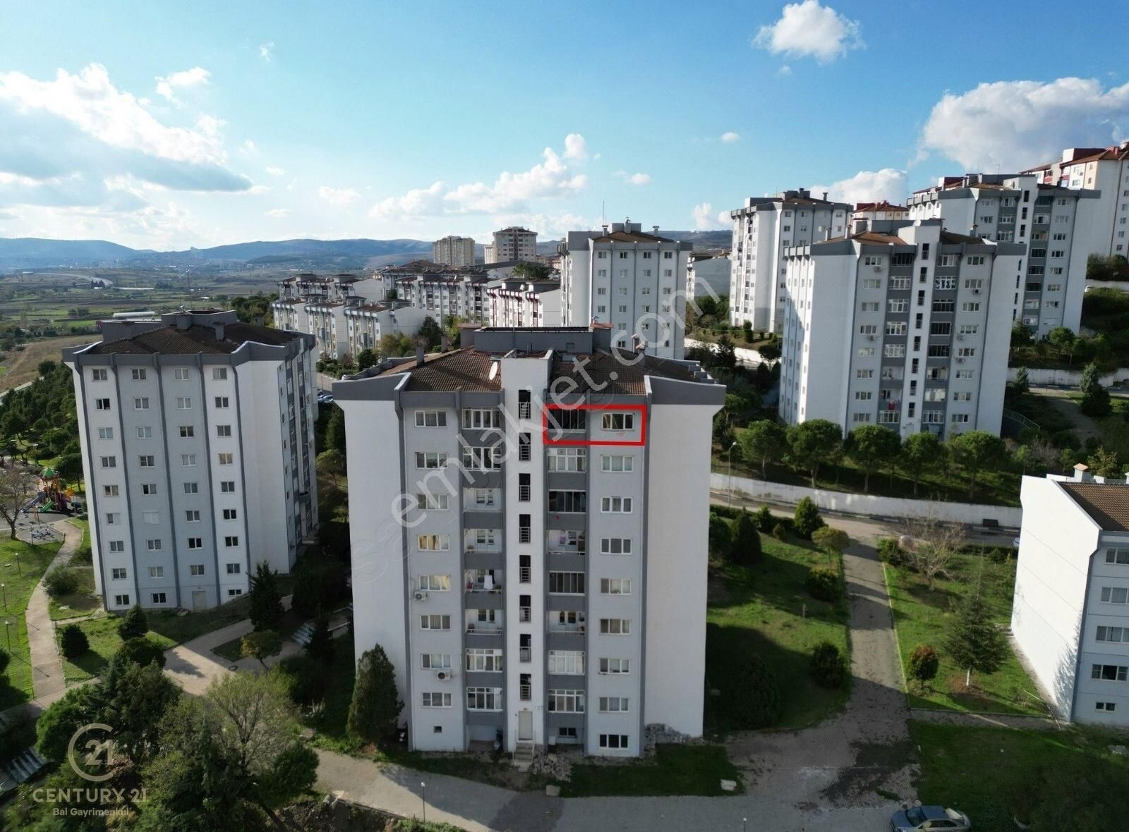 Karesi Yeni Satılık Daire CENTURY21 BAL DAN TOKİDE FERAH GENİŞ 2+1 DAİRE