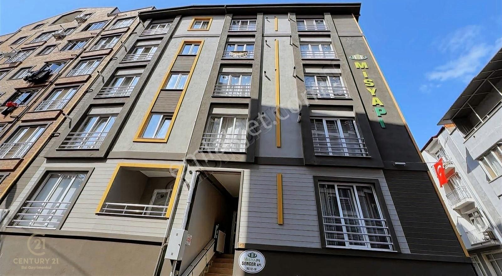 Altıeylül Hacı İlbey Eşyalı Kiralık Daire C21 Bal'dan Çarşı Merkezde Eşyalı Kiralık 1+1 Yeni Daire