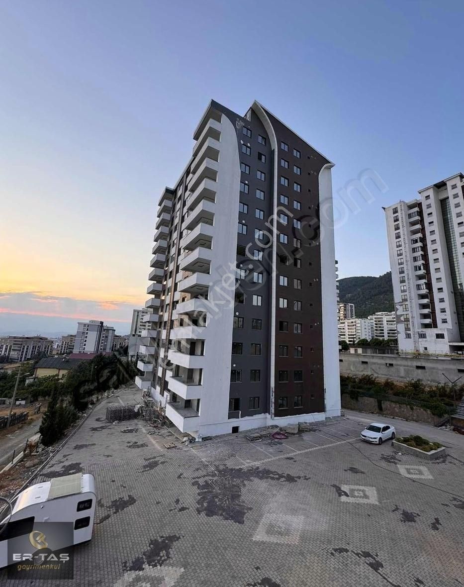 Onikişubat Yamaçtepe Satılık Daire ER-TAŞ 'TAN ADLİYE CİVARI GENİŞ ULTRA LÜKS SATILIK 5+1 DAİRE