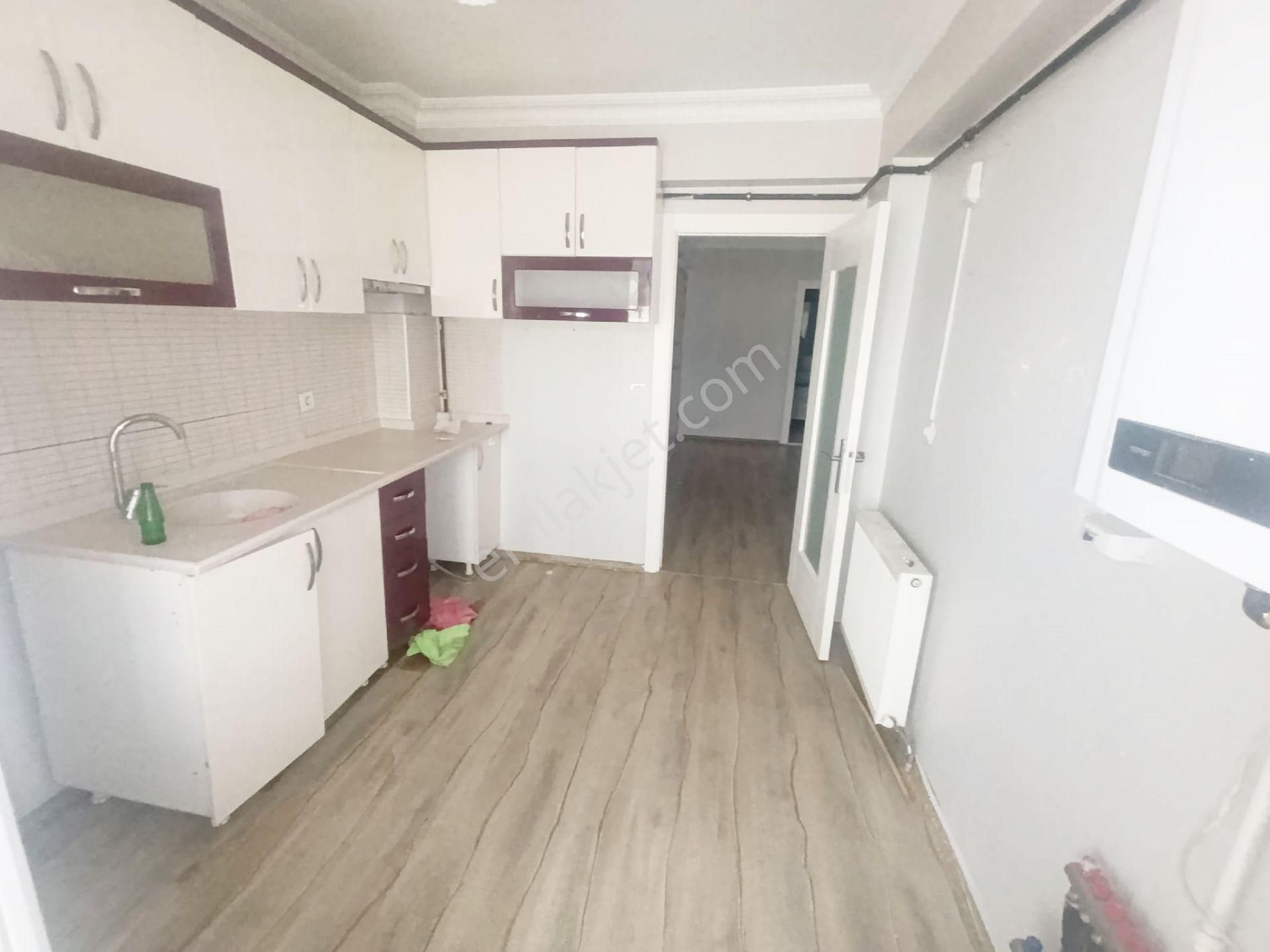 Mamak Mutlu Satılık Daire  MAMAK MUTLU MAHALLESİNDE SATILIK 3+1 DAİRE