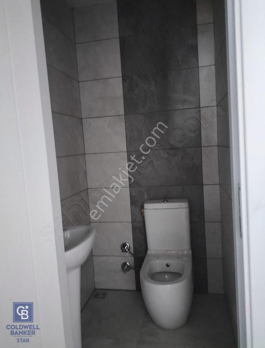 Pendik Yayalar Satılık Daire PENDİK YAYALAR MAHALLESİNDE LÜX SİTE İÇERİSİNDE 3+1 DAİRELER