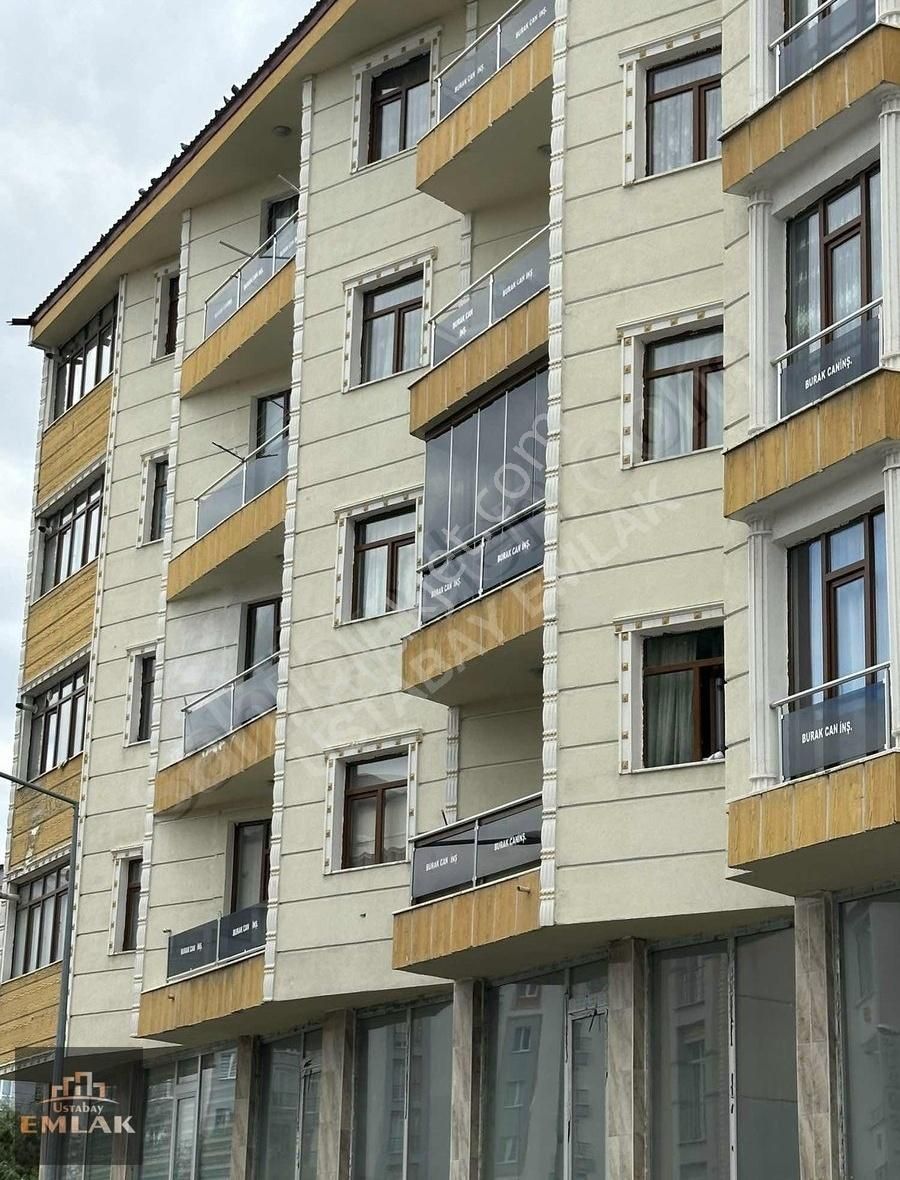 Kars Merkez Şehitler Satılık Daire USTABAY EMLAKTAN ŞEHRİN GÖBEĞİNDE SATILIK 2+1 DAİRE